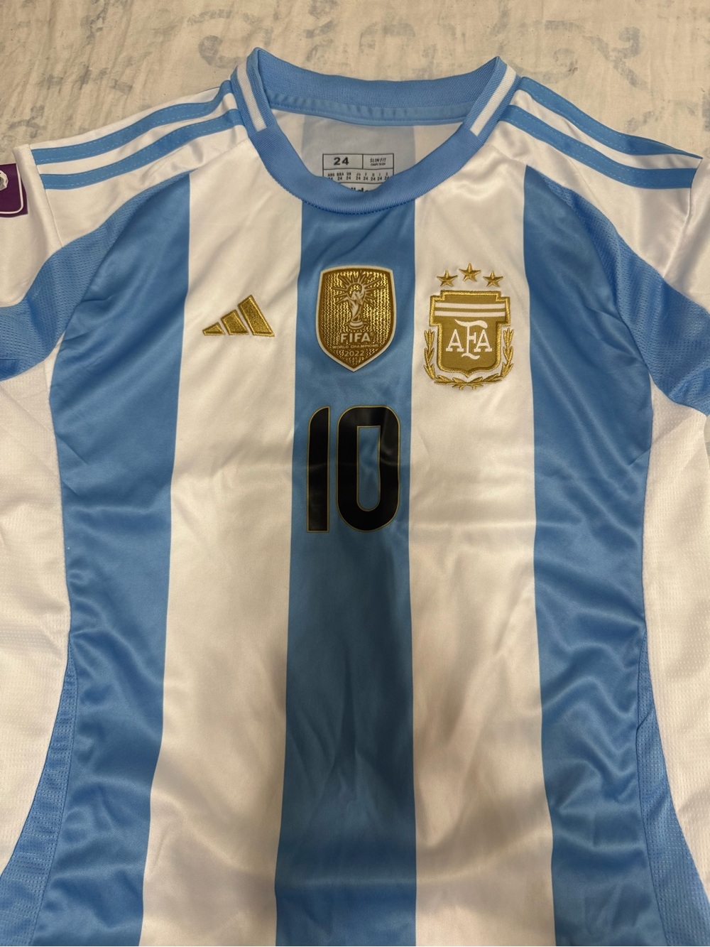 Messi Argentina soccer uniform Jersey 8-10 kids - Picture 7 of 8